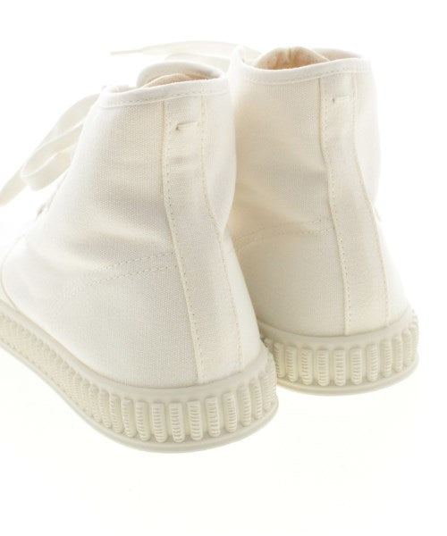 Maison Margiela รองเท้าผ้าใบ