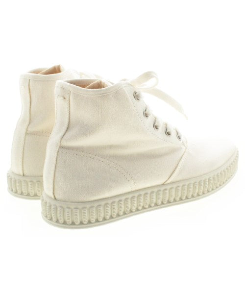 Maison Margiela รองเท้าผ้าใบ