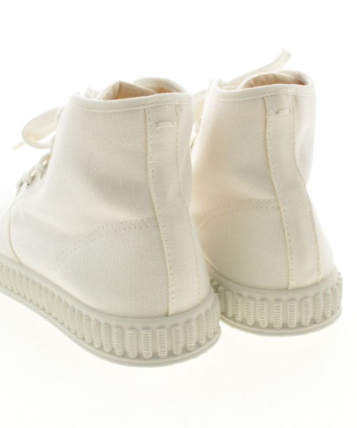 Maison Margiela รองเท้าผ้าใบ