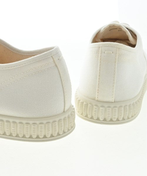 Maison Margiela รองเท้าผ้าใบ