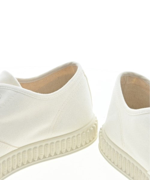 Maison Margiela รองเท้าผ้าใบ