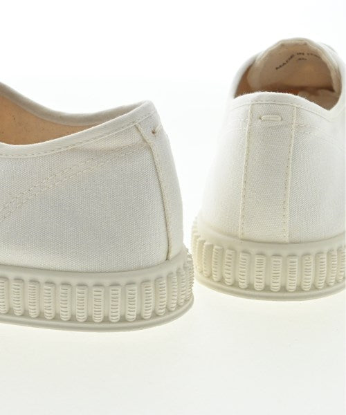 Maison Margiela รองเท้าผ้าใบ