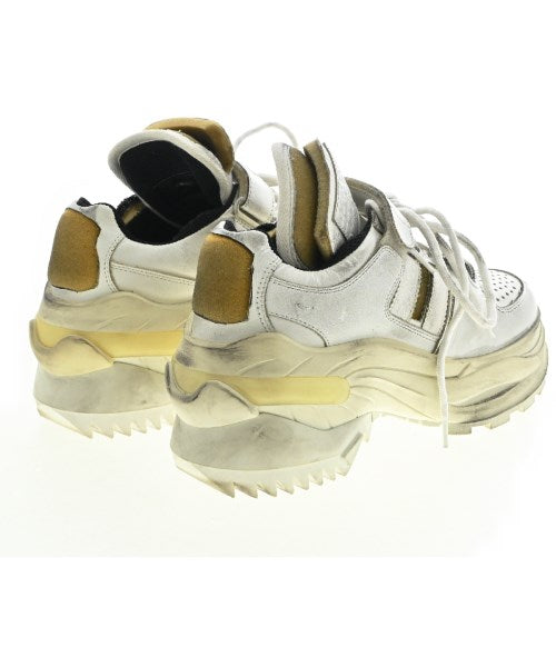 Maison Margiela รองเท้าผ้าใบ