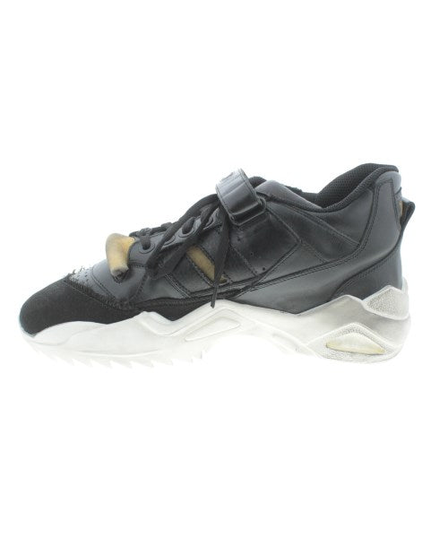 Maison Margiela รองเท้าผ้าใบ