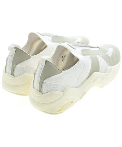 Maison Margiela รองเท้าผ้าใบ