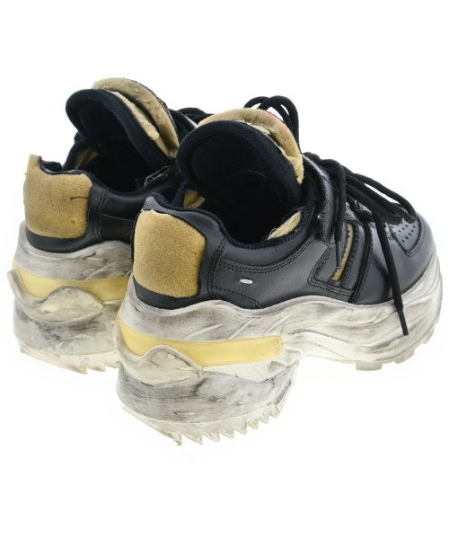 Maison Margiela รองเท้าผ้าใบ
