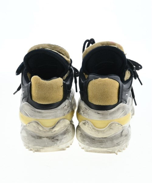 Maison Margiela รองเท้าผ้าใบ
