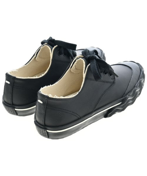 Maison Margiela รองเท้าผ้าใบ