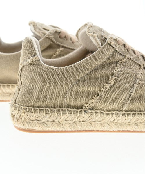 Maison Margiela รองเท้าผ้าใบ