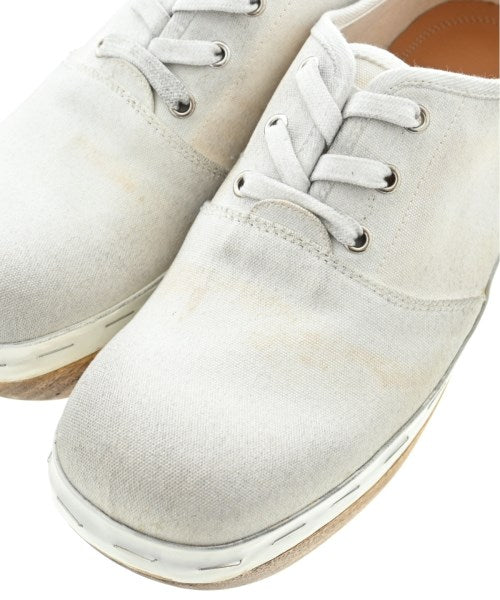 Maison Margiela รองเท้าผ้าใบ