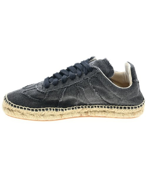 Maison Margiela รองเท้าผ้าใบ