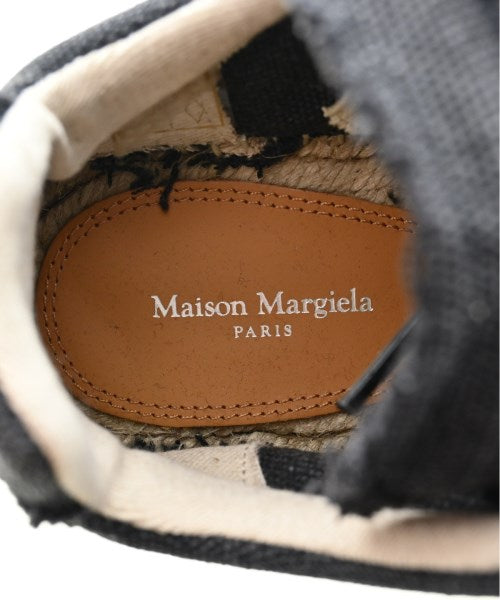Maison Margiela รองเท้าผ้าใบ