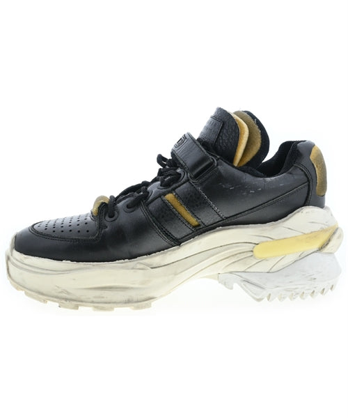 Maison Margiela รองเท้าผ้าใบ