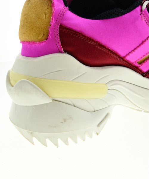 Maison Margiela รองเท้าผ้าใบ