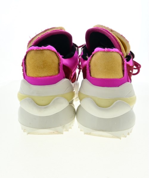 Maison Margiela รองเท้าผ้าใบ