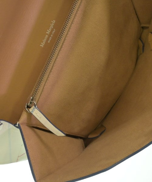 Maison Margiela คลัตช์