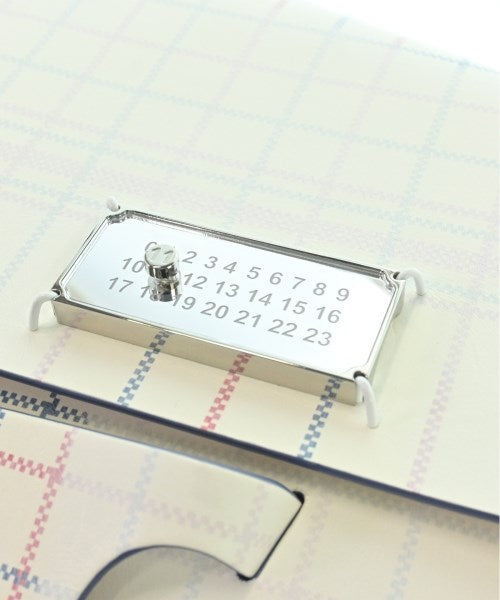 Maison Margiela คลัตช์