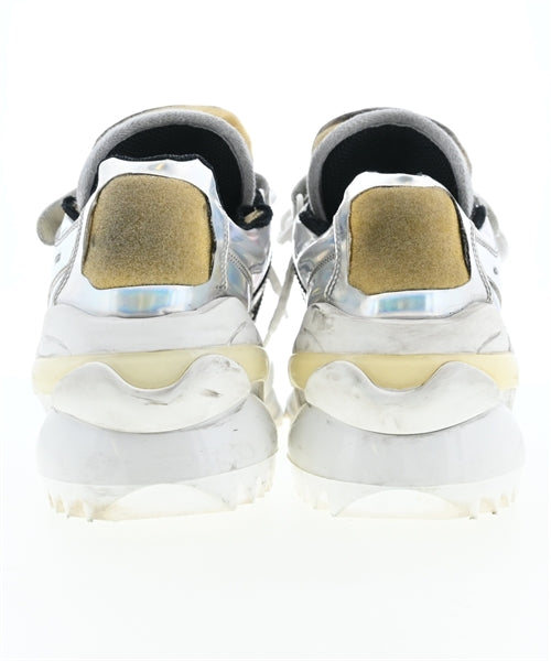 Maison Margiela รองเท้าผ้าใบ