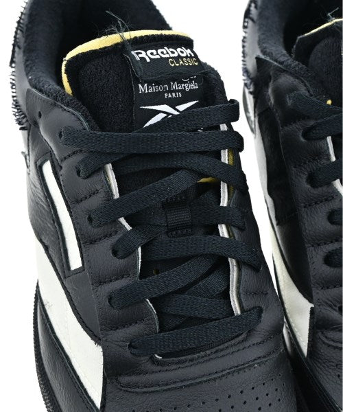 Maison Margiela รองเท้าผ้าใบ
