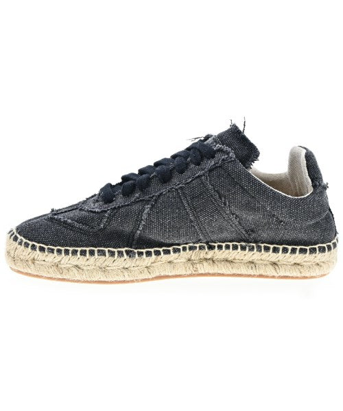 Maison Margiela รองเท้าผ้าใบ