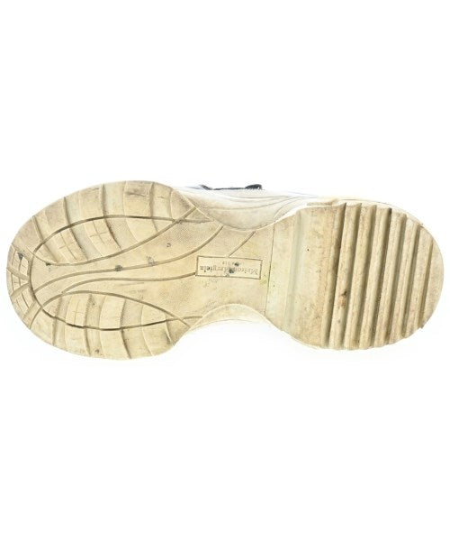 Maison Margiela รองเท้าผ้าใบ