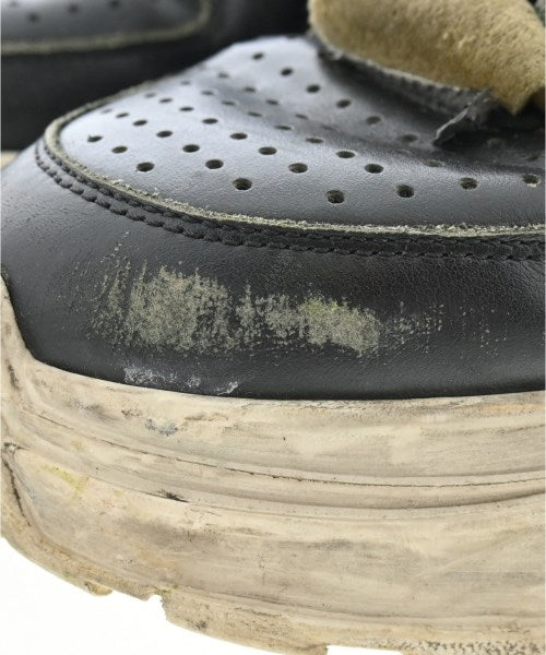 Maison Margiela รองเท้าผ้าใบ