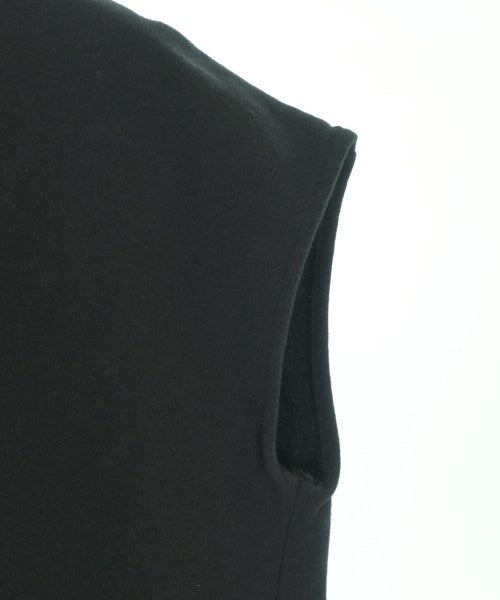 Maison Margiela แขนกุด