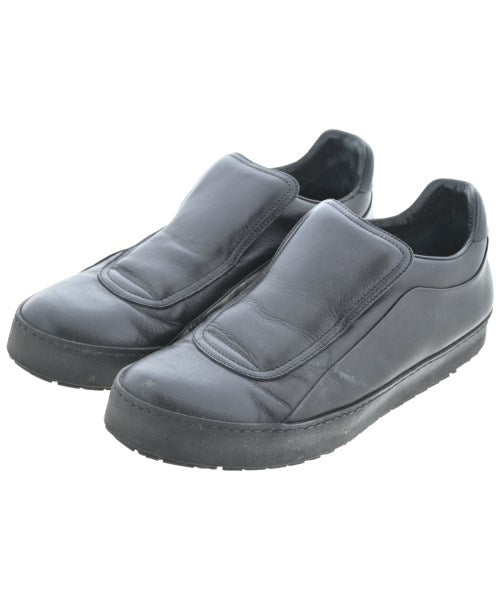 Maison Margiela รองเท้าผ้าใบ