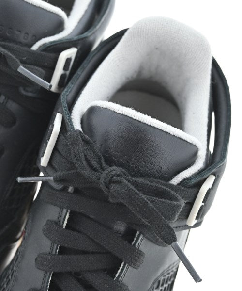 Maison Margiela รองเท้าผ้าใบ