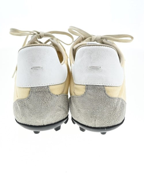 Maison Margiela รองเท้าผ้าใบ