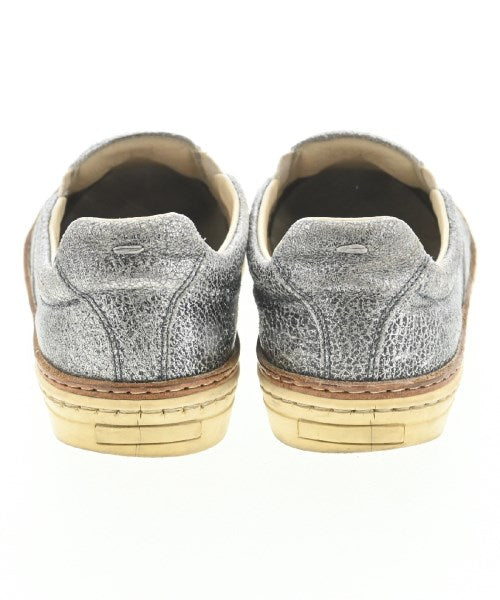 Maison Margiela รองเท้าผ้าใบ