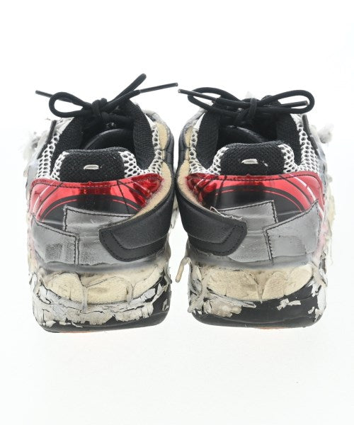 Maison Margiela รองเท้าผ้าใบ
