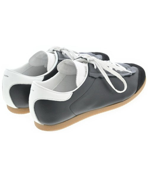 Maison Margiela รองเท้าผ้าใบ