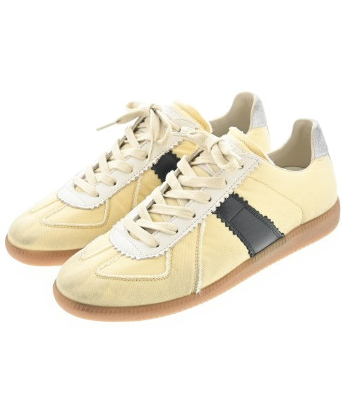 Maison Margiela รองเท้าผ้าใบ