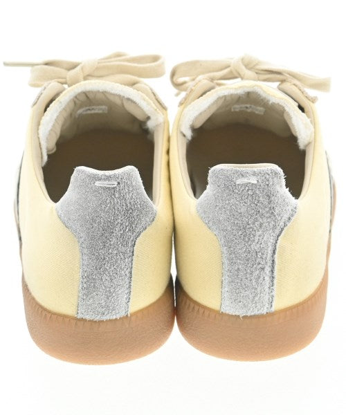 Maison Margiela รองเท้าผ้าใบ