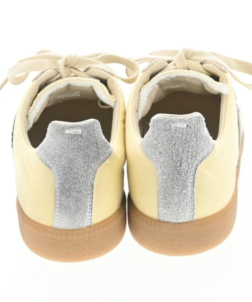 Maison Margiela รองเท้าผ้าใบ