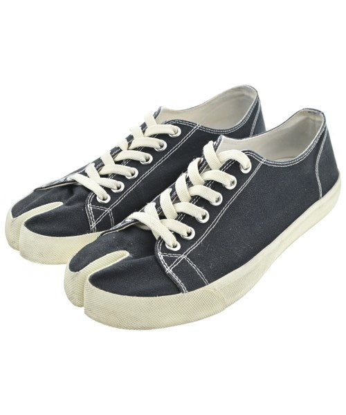 Maison Margiela รองเท้าผ้าใบ