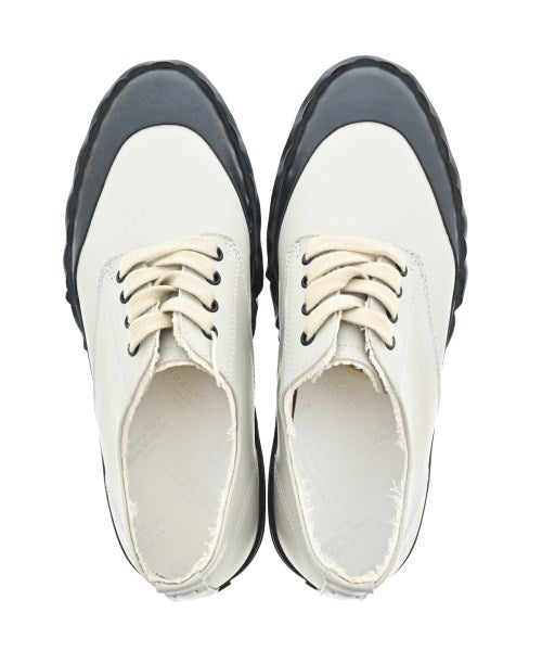 Maison Margiela รองเท้าผ้าใบ