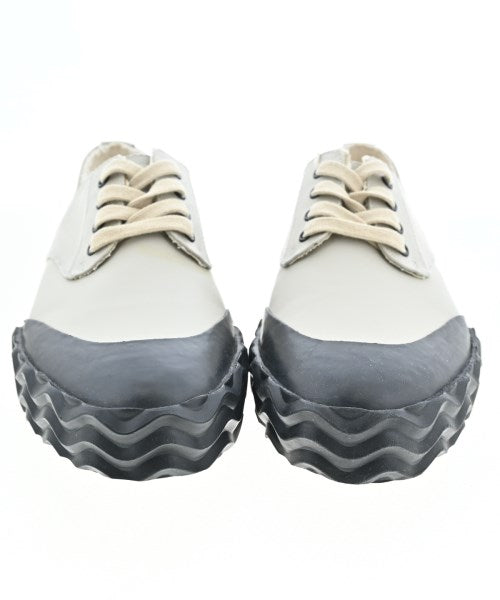 Maison Margiela รองเท้าผ้าใบ