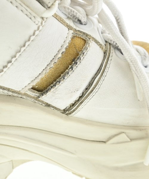 Maison Margiela รองเท้าผ้าใบ