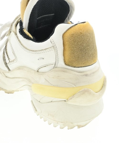 Maison Margiela รองเท้าผ้าใบ
