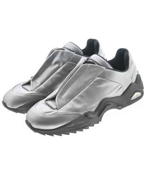 Maison Margiela รองเท้าผ้าใบ