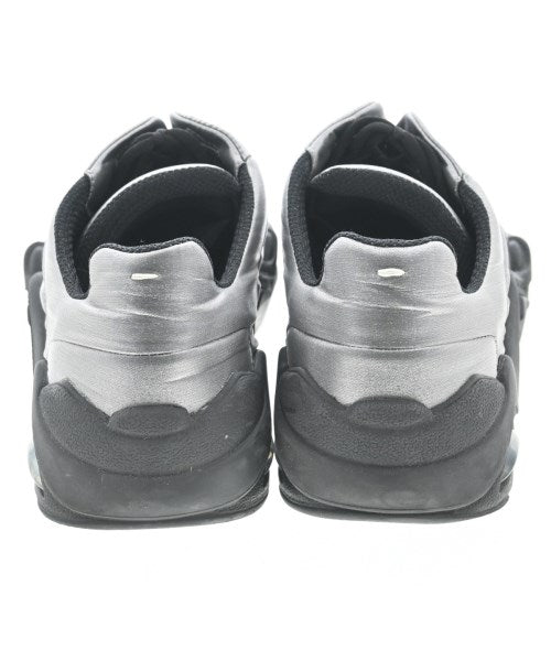 Maison Margiela รองเท้าผ้าใบ