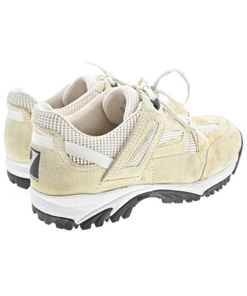 Maison Margiela รองเท้าผ้าใบ