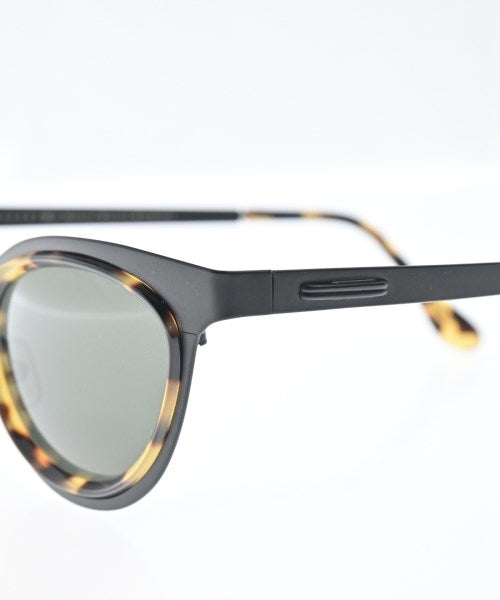 Maison Margiela แว่นกันแดด