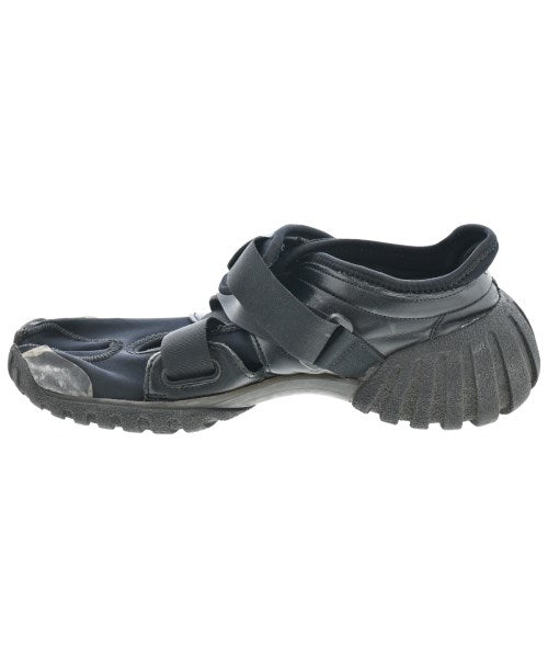 Maison Margiela รองเท้าผ้าใบ