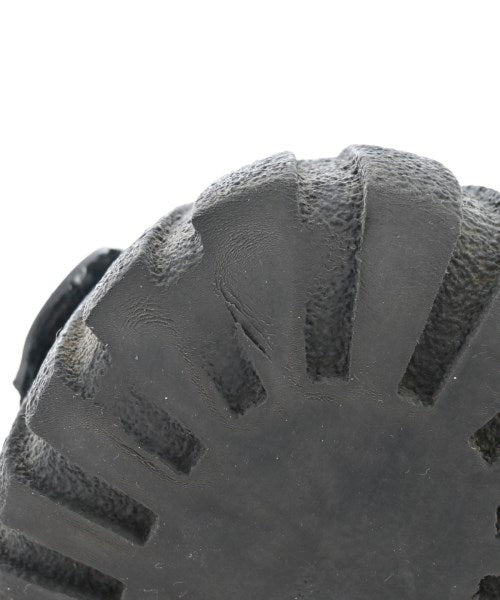 Maison Margiela รองเท้าผ้าใบ