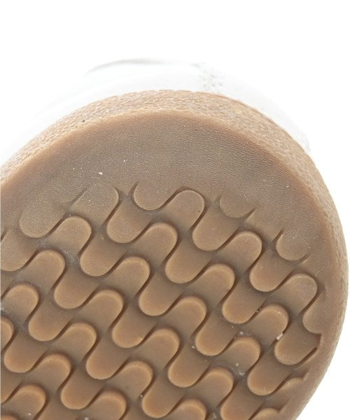 Maison Margiela รองเท้าผ้าใบ