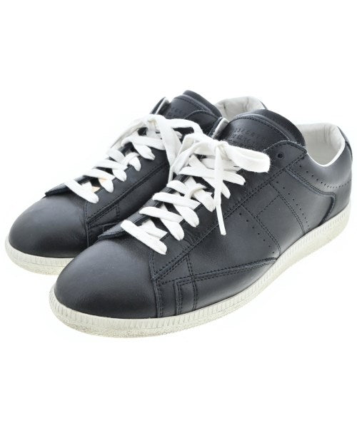 Maison Margiela รองเท้าผ้าใบ