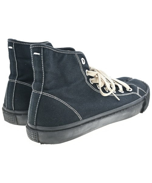 Maison Margiela รองเท้าผ้าใบ